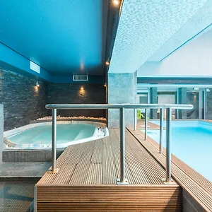 Brise De - Piscine Interieure & Exterieure Otel